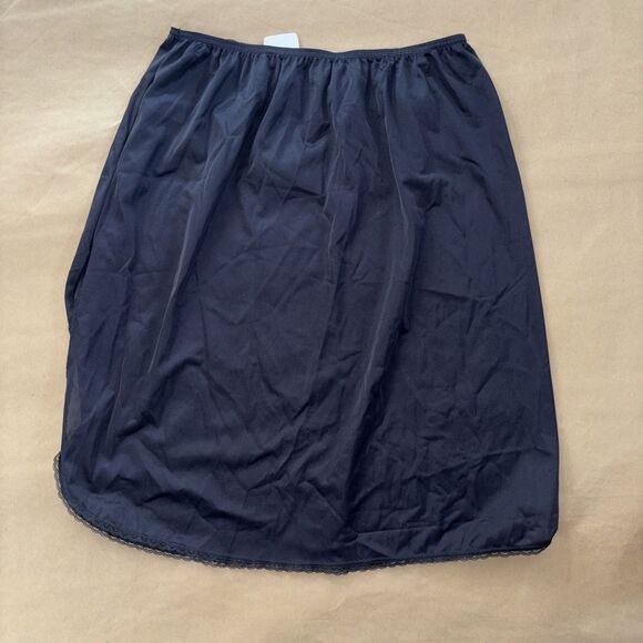 Vanity Fair Half Slip Womens Size XL Black Nylon Lace Trim Side Slit 24” - Picture 5 of 5